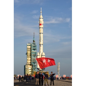 习近平给中国航天科技集团空间站建造青年团队的回信